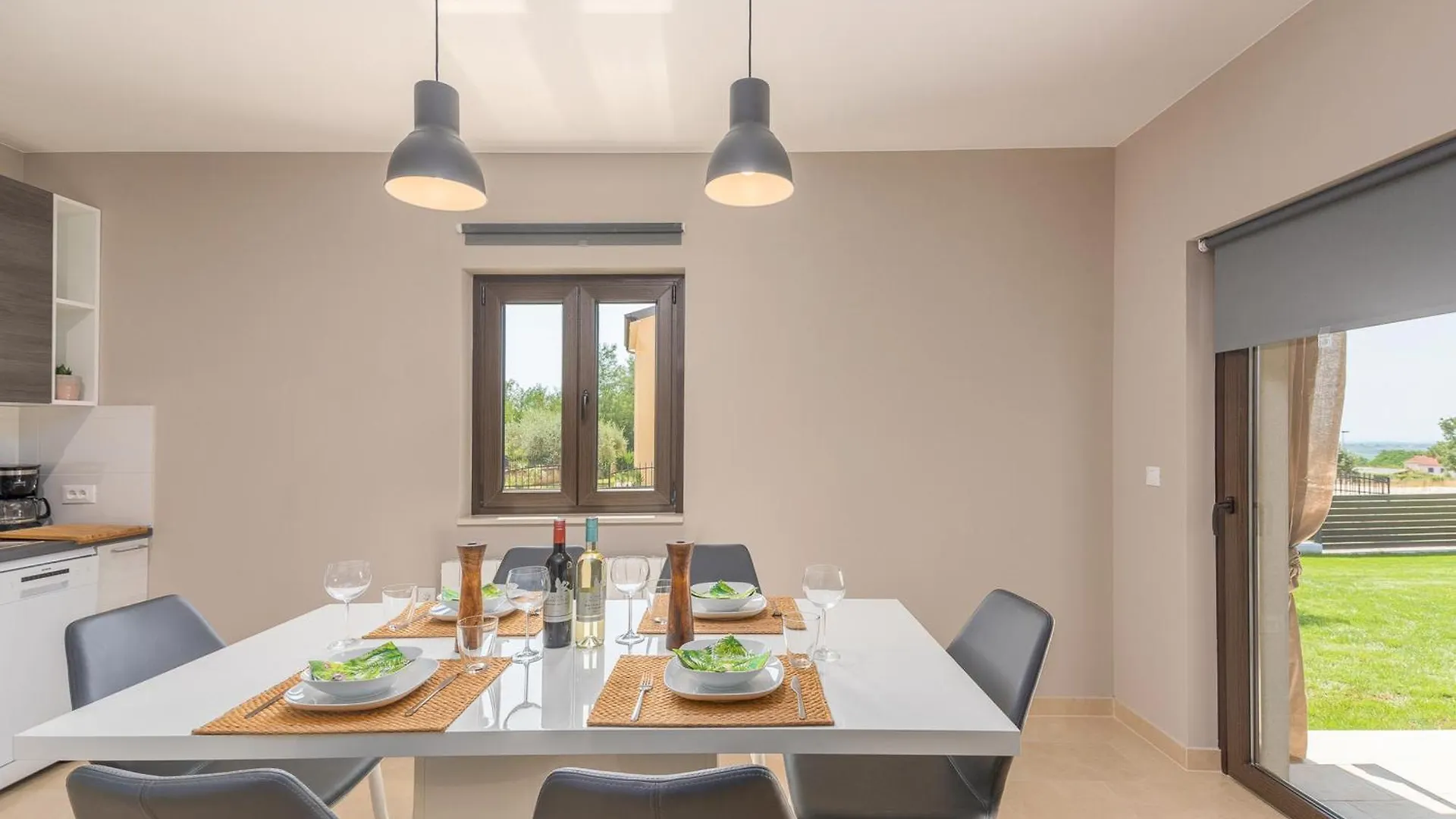 Two Bedroom Family House Danica Babici Ferienhaus
